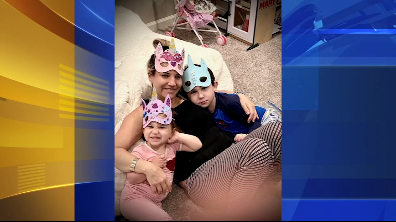 candice Voorhees, New Jersey 'Morning Mom' turns of love art into a