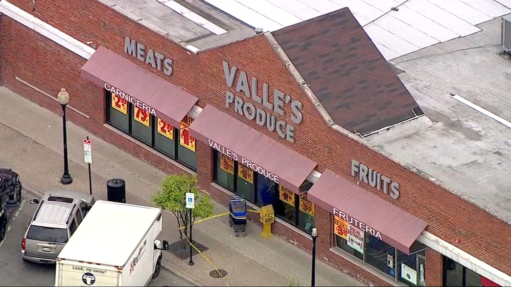 Man stabbed to death intervening in fight by angry customer at Berwyn grocery store
