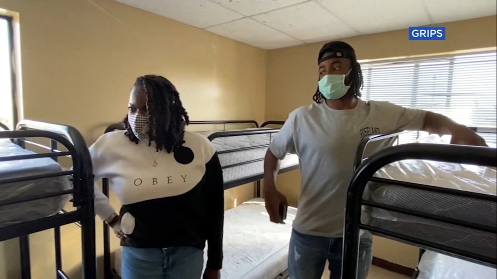Local NFL prospect visits East Bay homeless shelter where he once lived