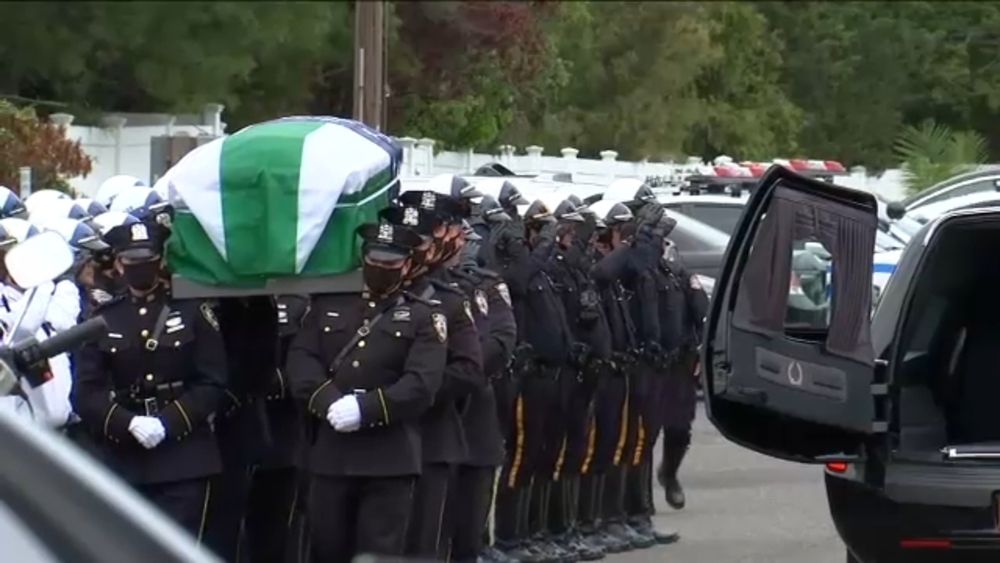 Hundreds expected at wake for fallen NYPD officer