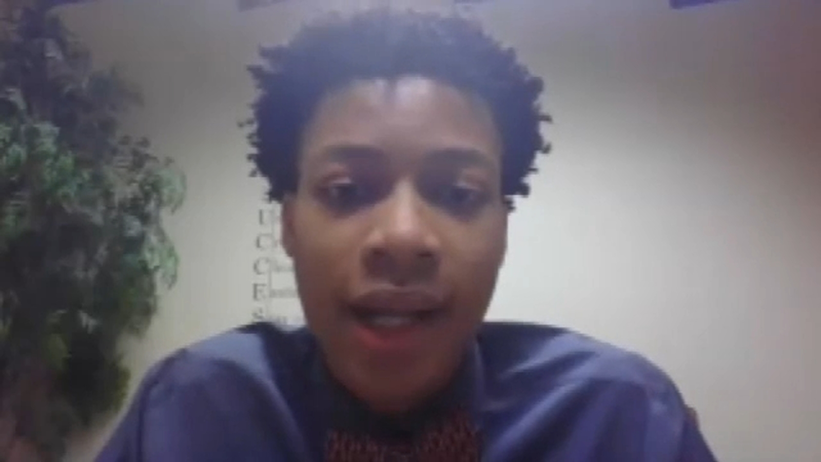 Missouri teen Joshua Nelson gives away savings for college after being