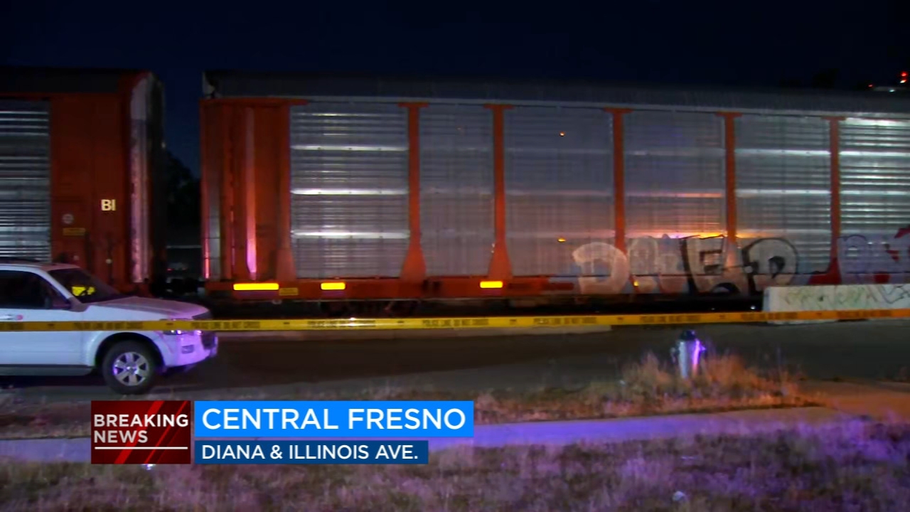 Man killed by train in central Fresno, streets to downtown Fresno blocked