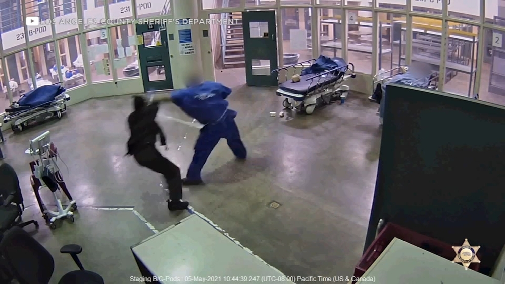Inmate attacks female custody assistant at LA jail