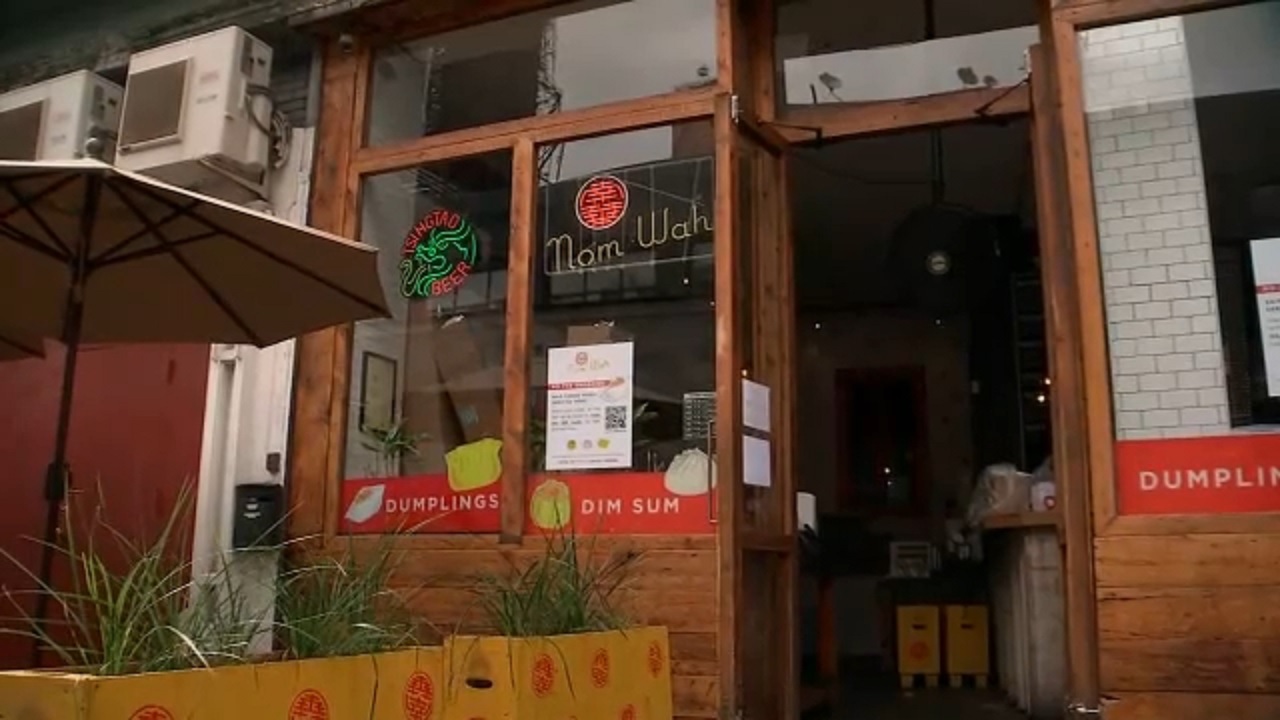 Dumpling delivery fundraiser raises $17K for mental health resources for journalists