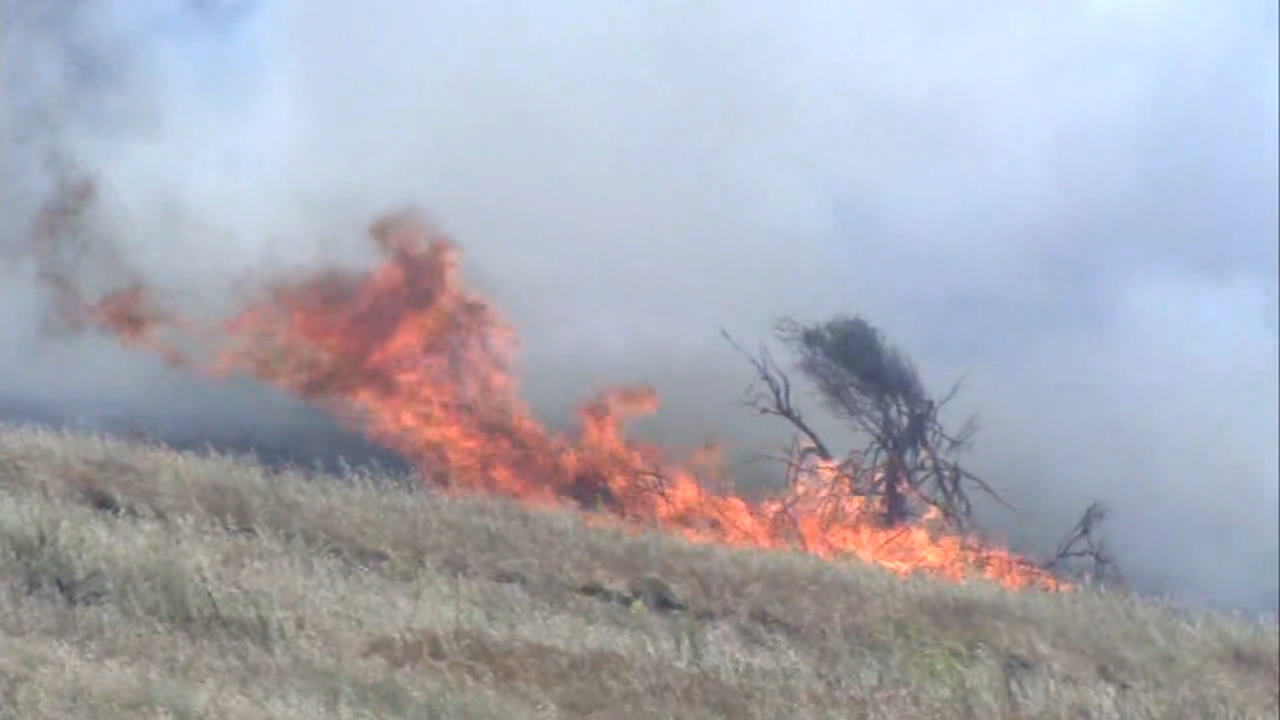 Record dry fuel in Bay Area mountains