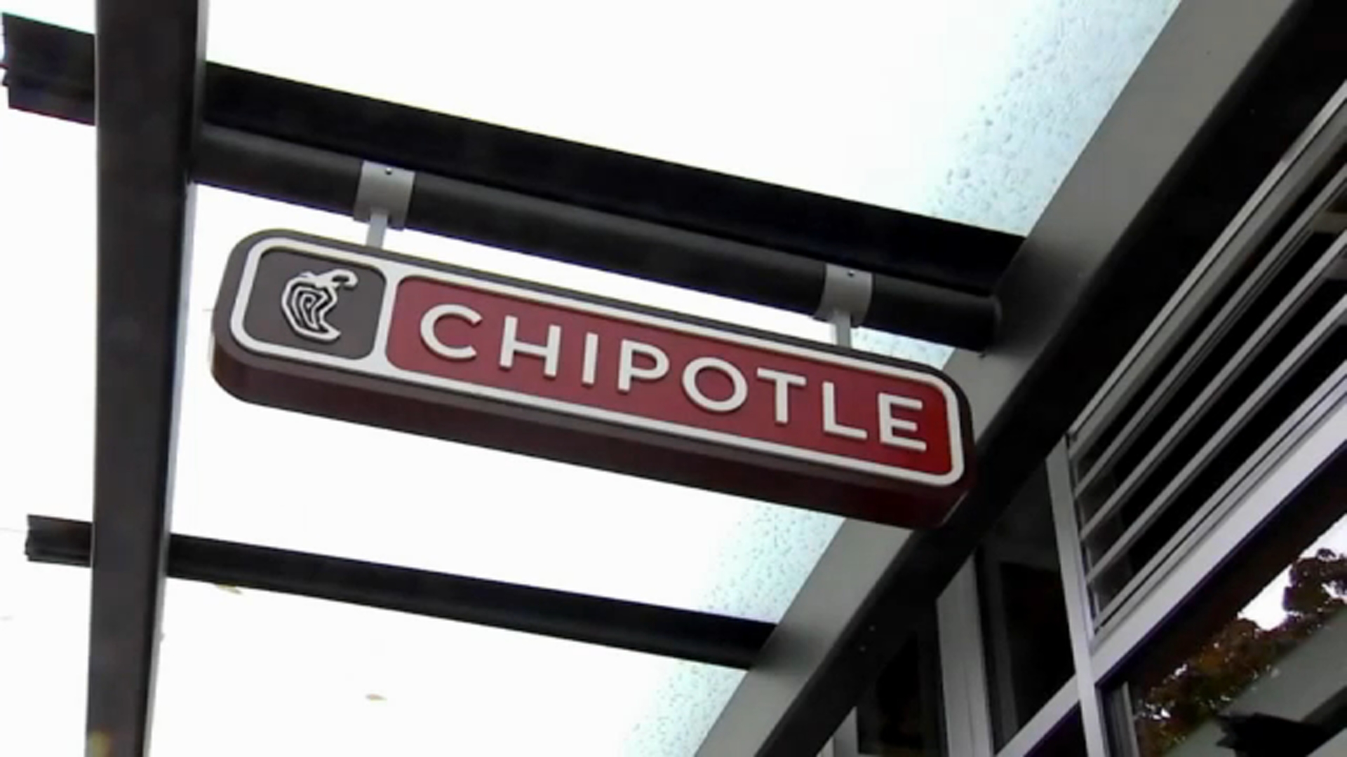 Chipotle says employees can make $100K after just 3 years