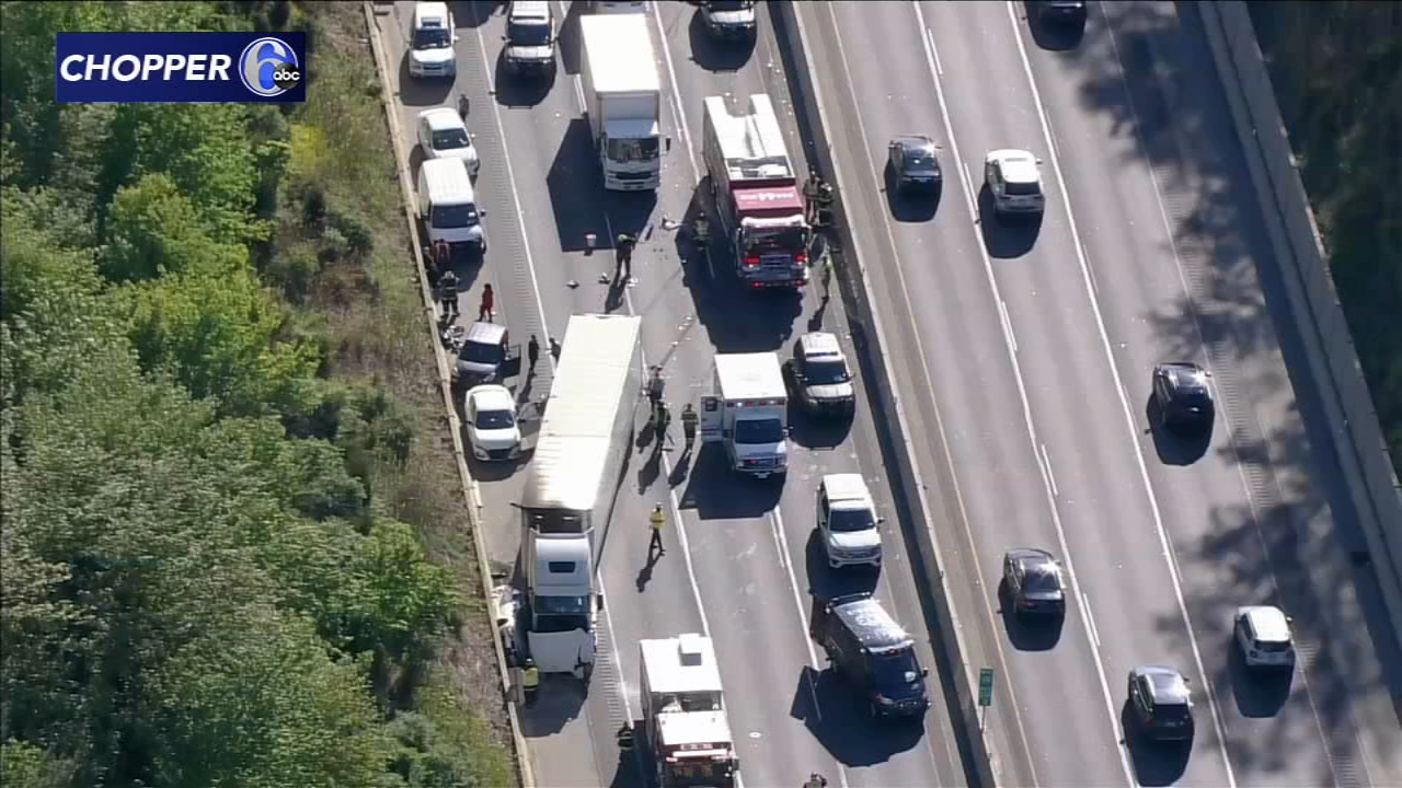 Turnpike shut down in Montco after multi-vehicle crash