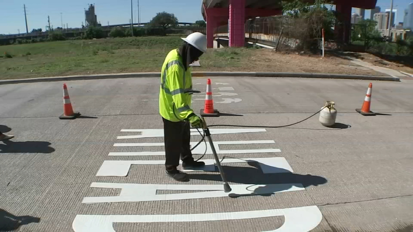 Ever wonder how crews paint Houston roads? ABC13 Houston