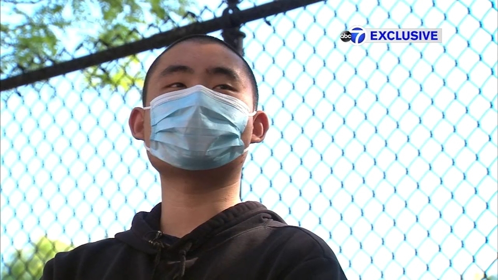 15-year-old called Asian slurs, attacked by group of teens in Queens park