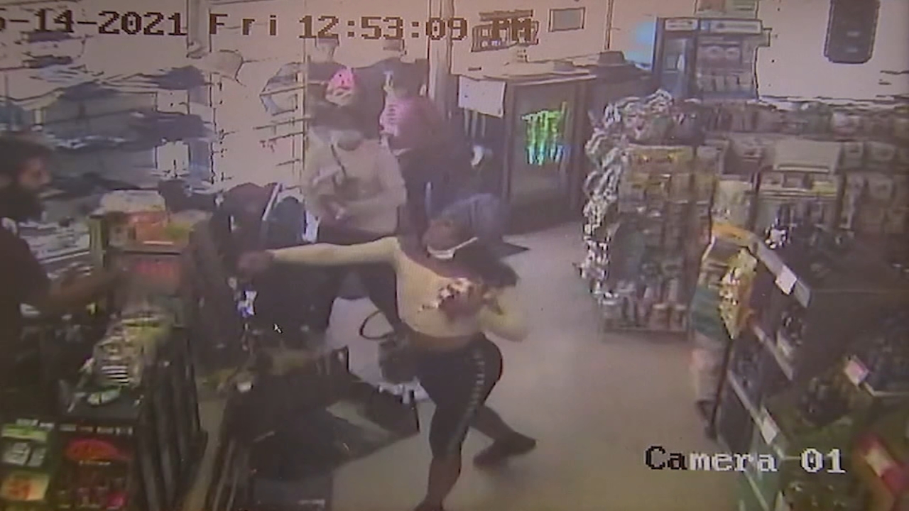 Video shows theft at Woodland Hills liquor store turn violent