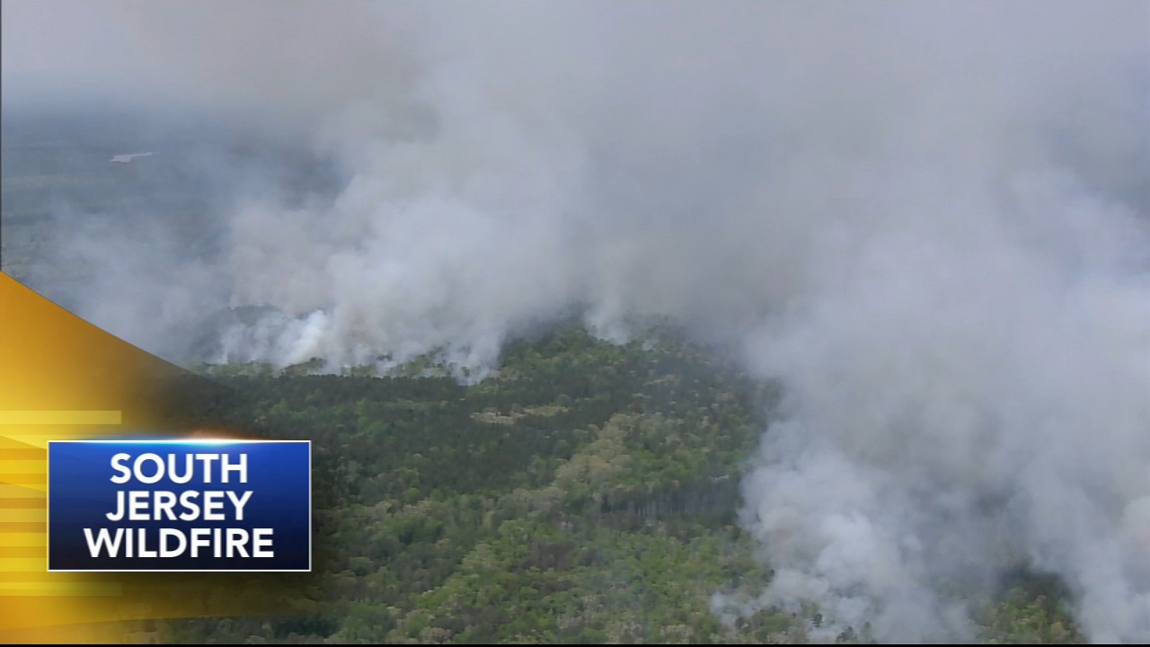 Forest fire consumes hundreds of acres in southern NJ
