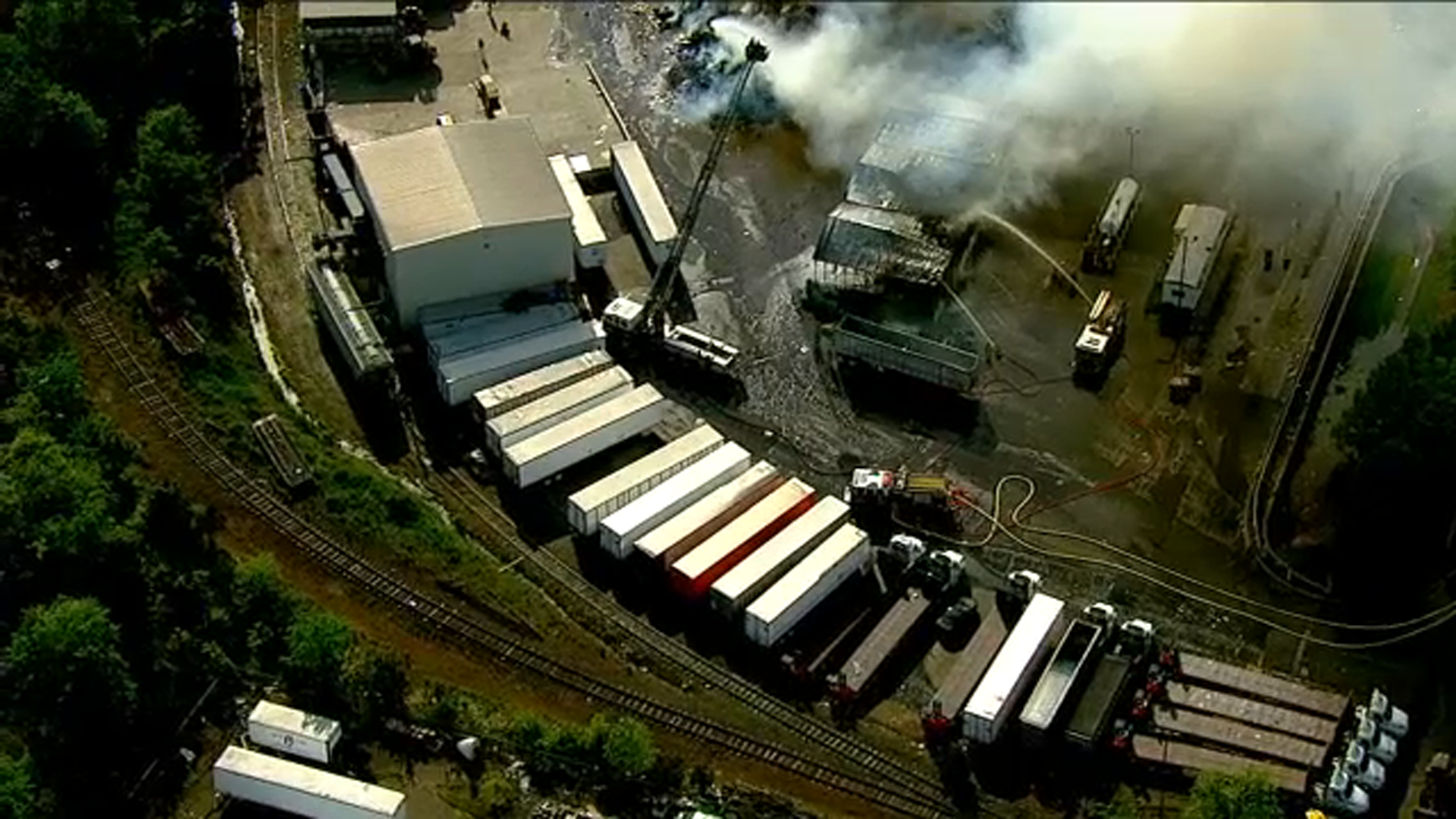 Crews battle fire at recycling plant in New Brunswick