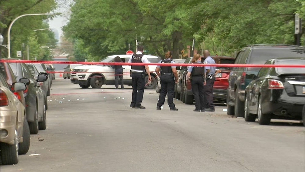 Nearly 50 shot in Chicago weekend shootings