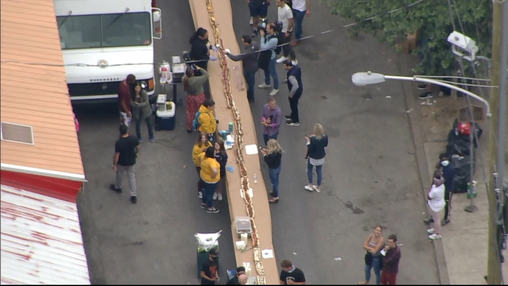 510-foot-long cheesesteak takes over South Philly
