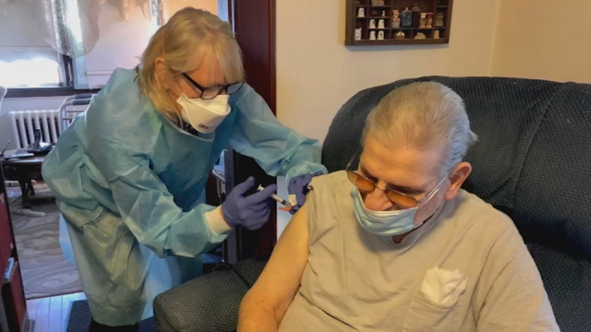NYC expands in-home vaccinations to people ages 75 and up