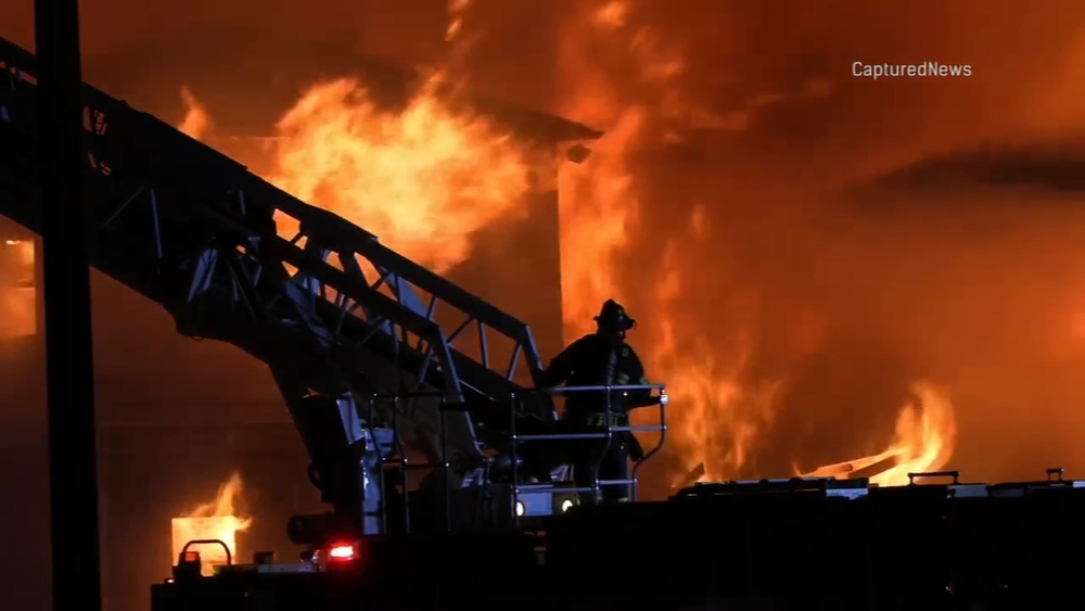 Fire destroys former Just For Fun roller rink in McHenry