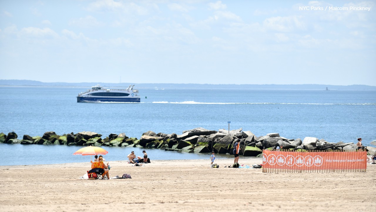 Opening Weekend Nyc S 8 Public Beaches Open Saturday Abc7 New York