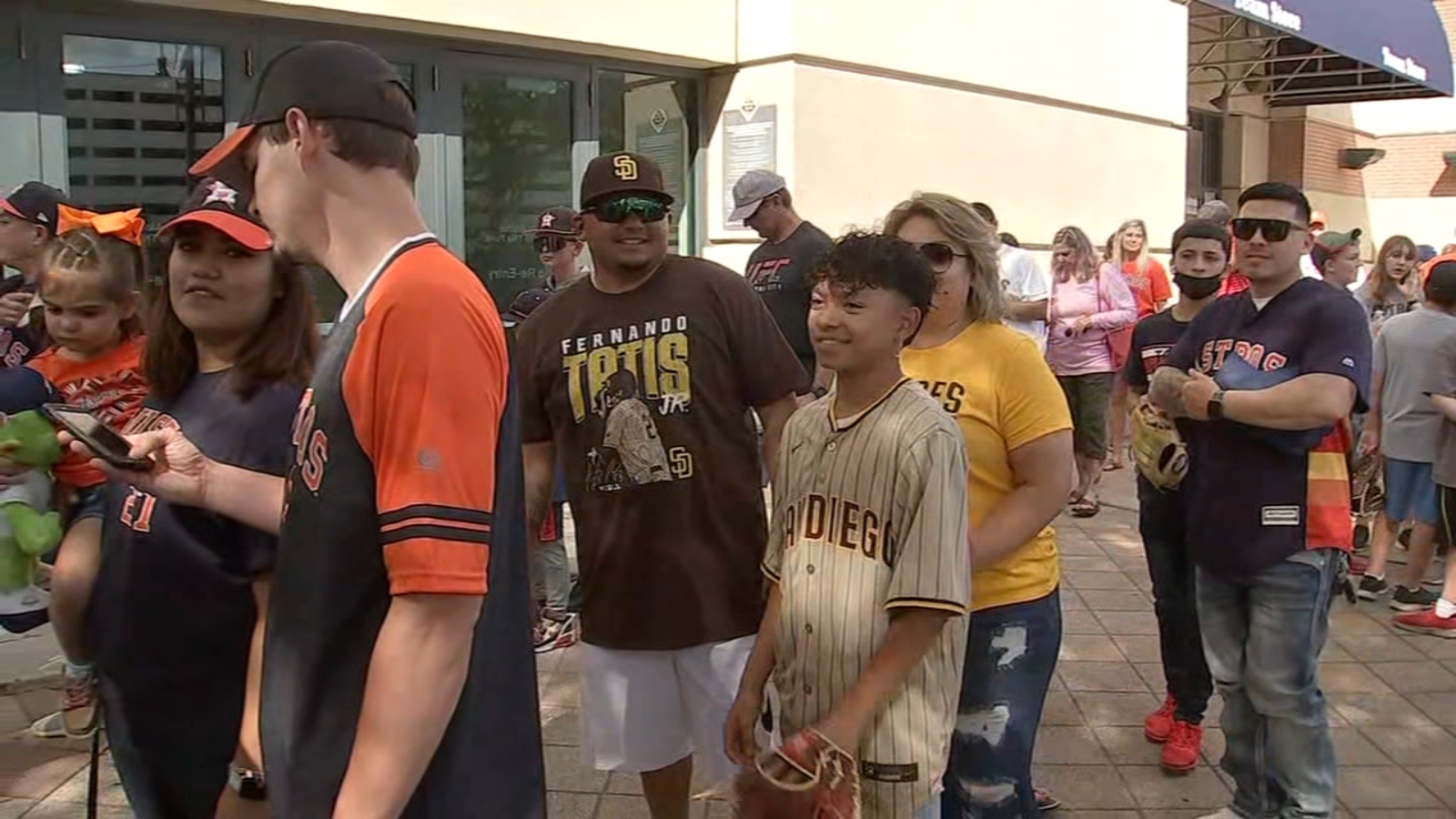 DodgersAstros fight Fans at Minute Maid Park say they feel safe