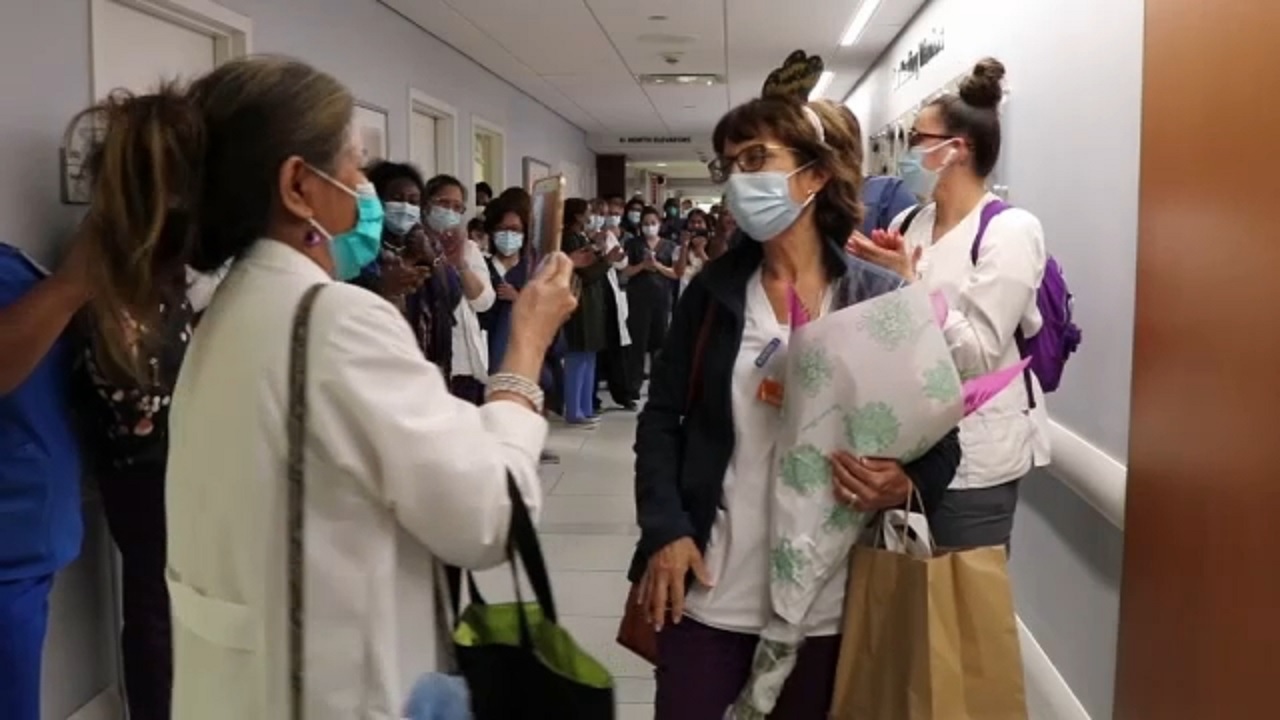 Celebration held for Queens nurse retiring after 40 years