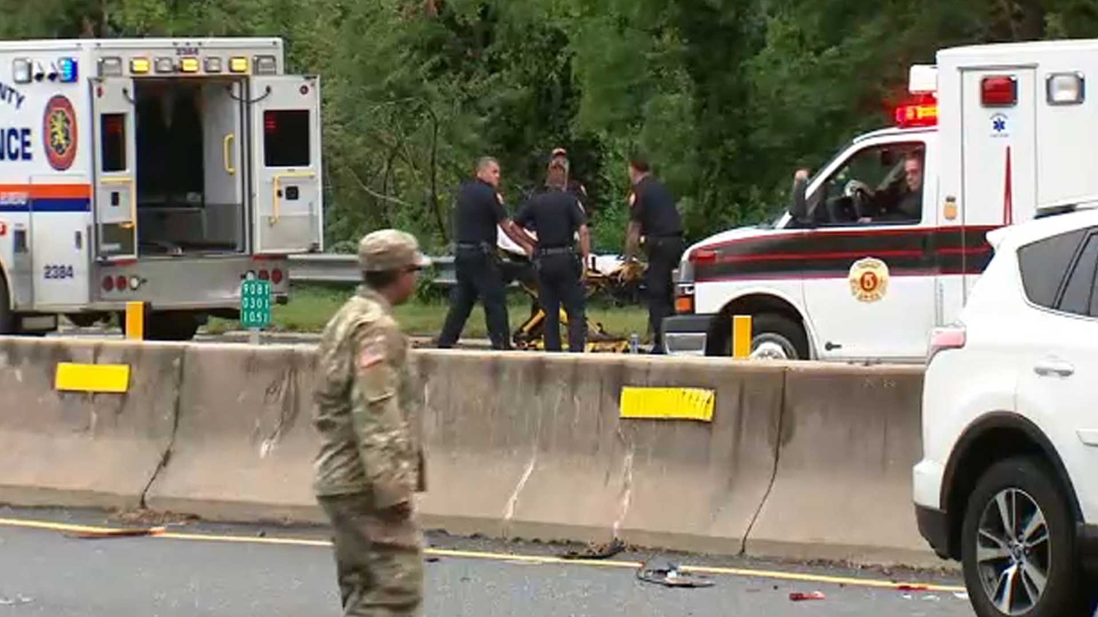 Soldiers help crash victims in Wantagh ABC7 New York