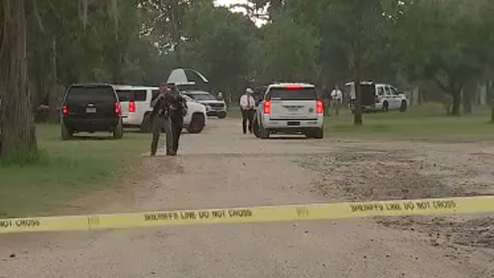 Newborn found dead inside porta-potty in east Harris County, sheriff says 1 Newborn found dead inside porta-potty in east Harris County, sheriff says
