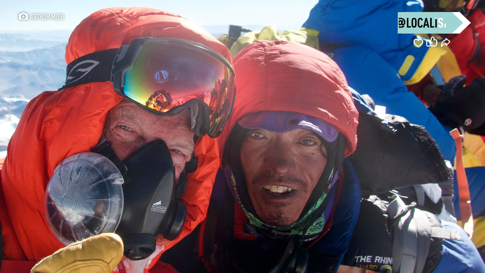 Chicago retiree becomes oldest American to climb Mount Everest