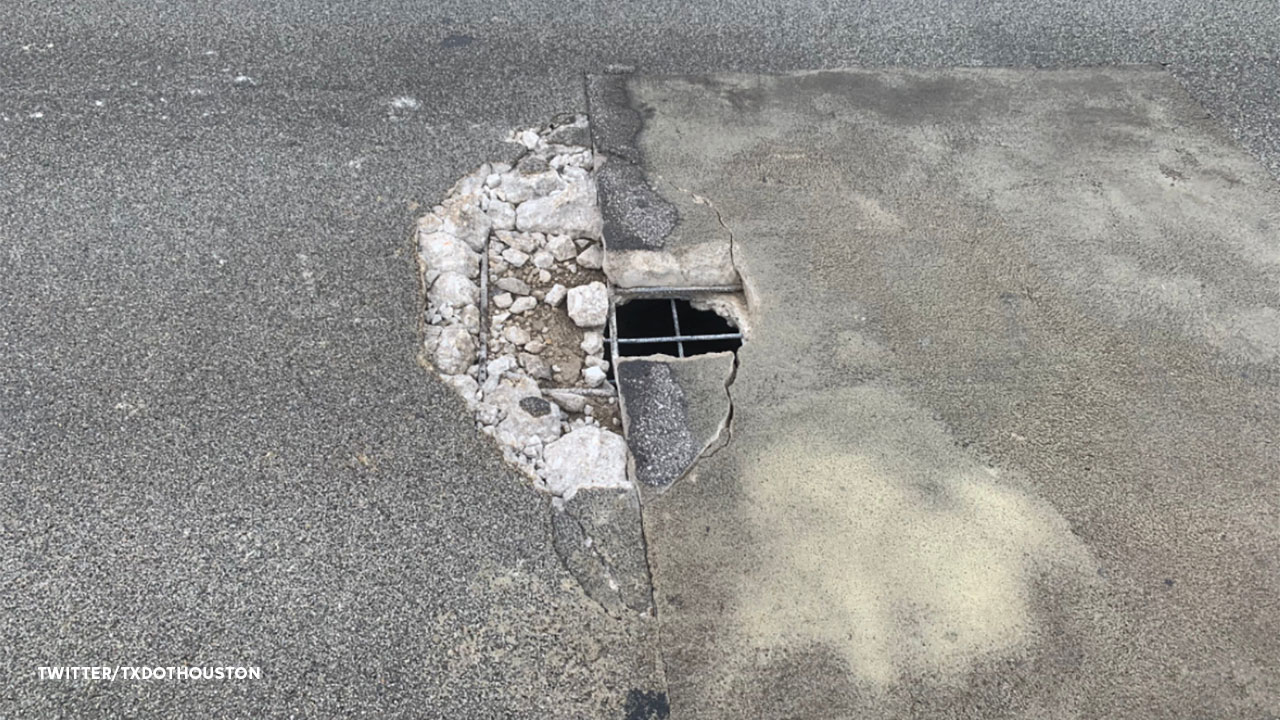 Emergency repair closes 3 lanes of outbound Eastex Fwy