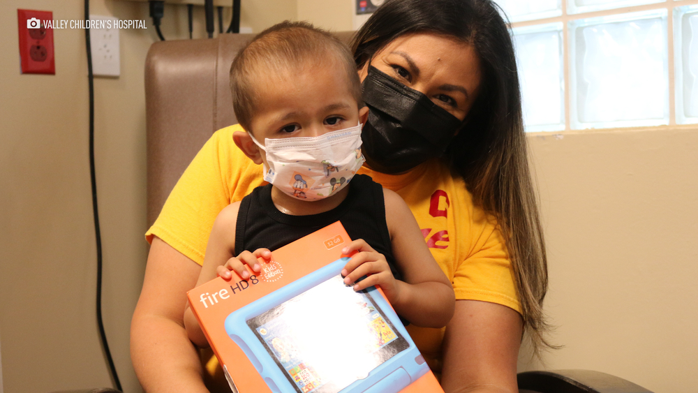 Man with cancer donates tablets to kids battling cancer too