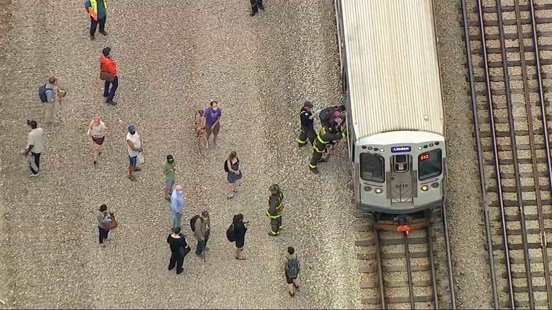 Chicago Red Line Train Derails Near Bryn Mawr Cta Service Resumes North Of Belmont Abc7 Chicago