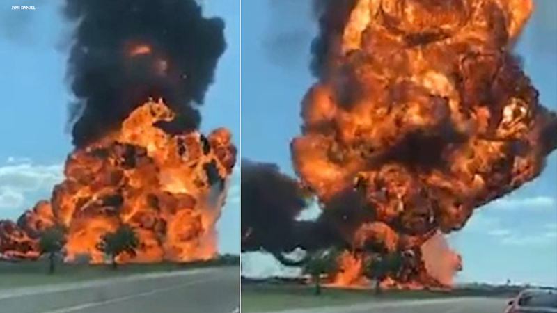 Massive Fire Engulfs Truck On North Texas Road Video Shows Abc13 Houston
