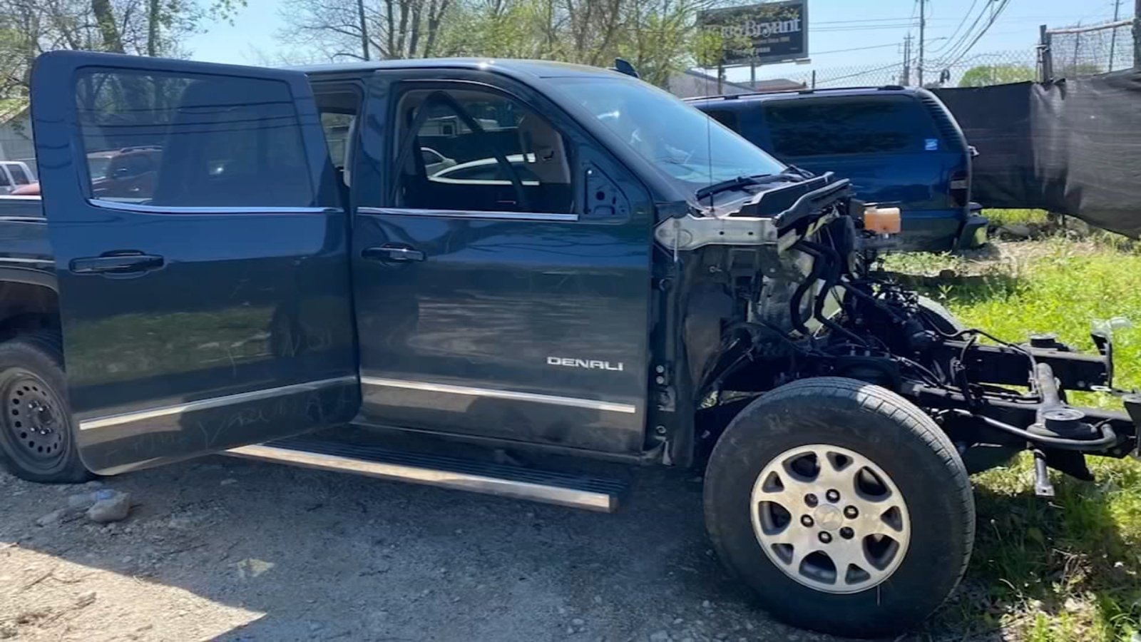 Houston Couple Returns From Trip To Find Truck Was Stolen And Taken Apart Police Warn Of Auto Thefts At Airport Abc13 Houston