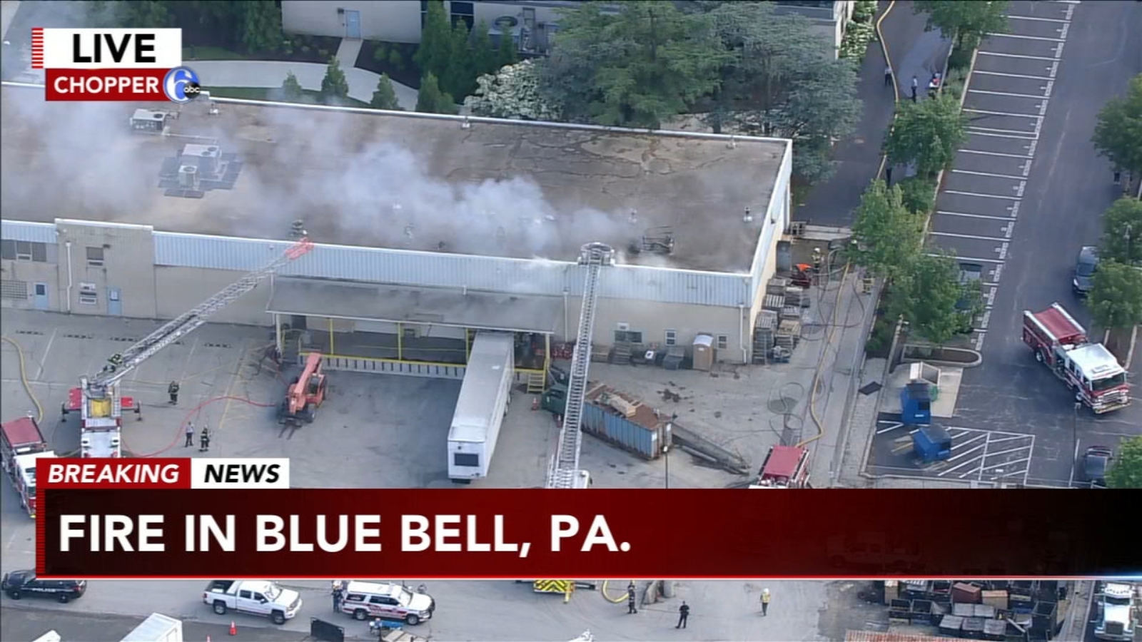 Firefighters respond to 2alarm fire in Blue Bell, Pennsylvania