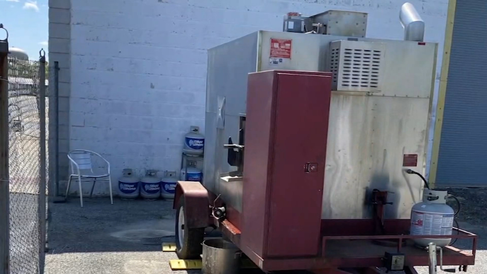 Smoker stolen from BBQ restaurant in Williamstown, New Jersey 6abc Philadelphia