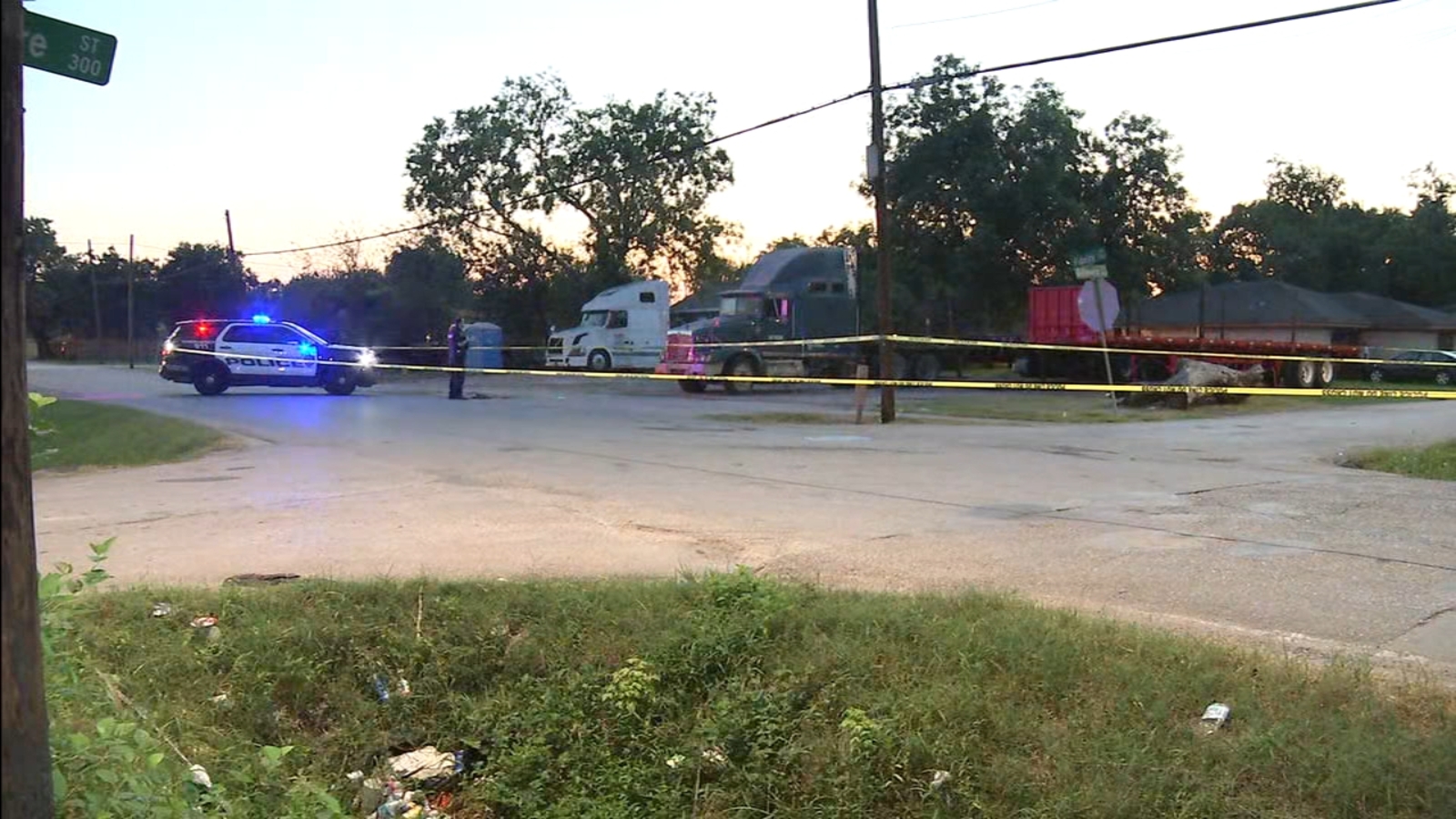 East Houston residents find man's body after hearing gunshots ABC13