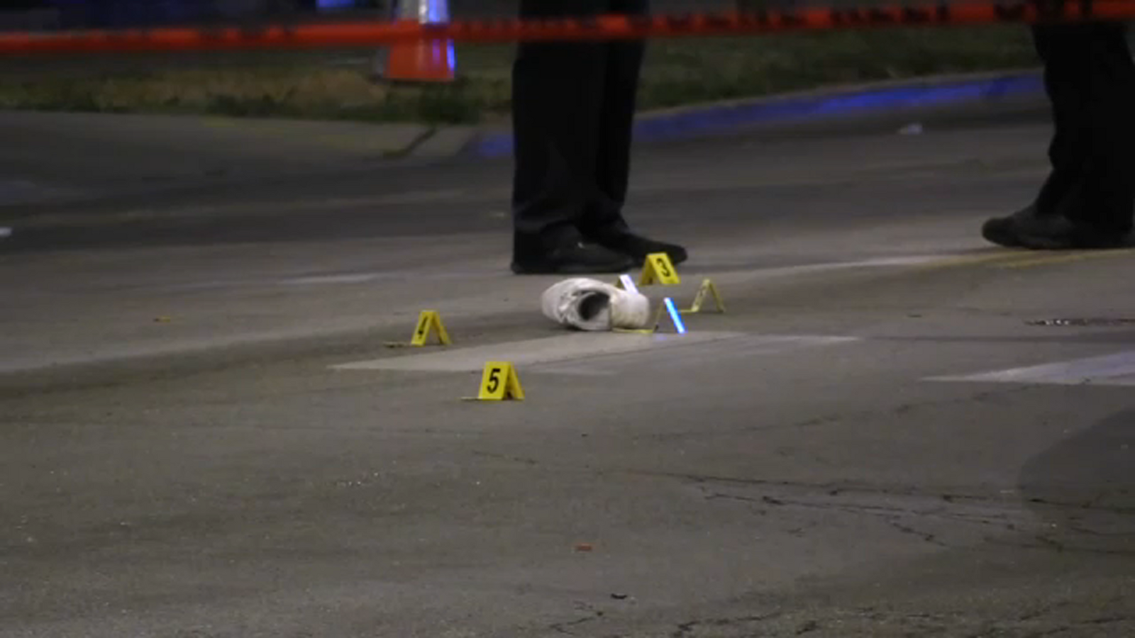 Chicago shootings: 46 shot, 4 fatally, in weekend violence throughout city