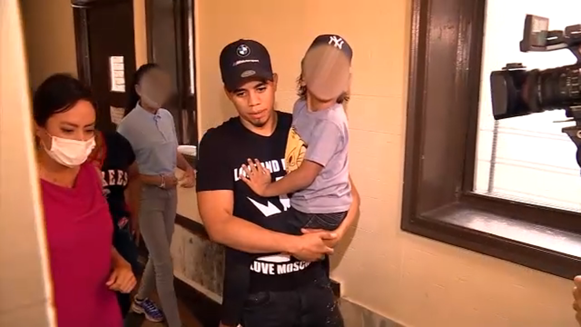 Parents say kids who avoided gunman still bruised, traumatized