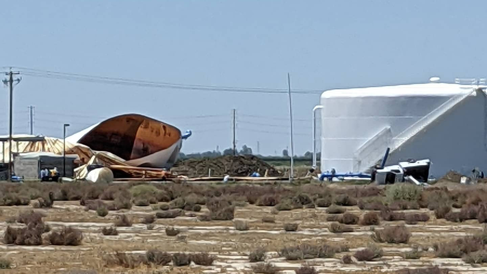 Contractor, city employee injured after water tank rupture in Lemoore