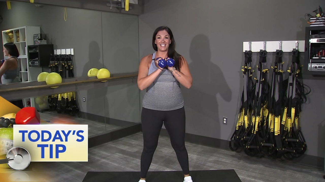 Pulsing squat with a little jump - Today's Tip