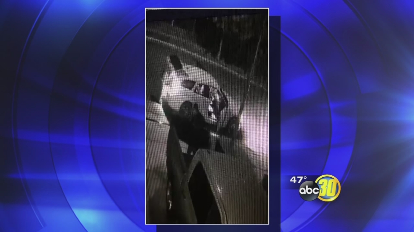 Thieves caught on camera stealing tailgate in Sanger ABC30 Fresno