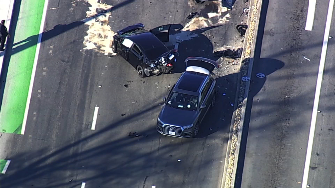 CHP chase ends in crash near Fremont Auto Mall; suspect arrested 