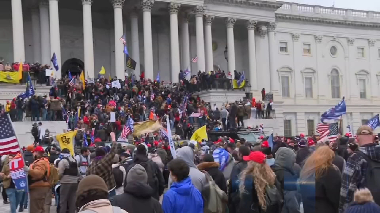 IN woman avoids jail in 1st US Capitol riot sentence