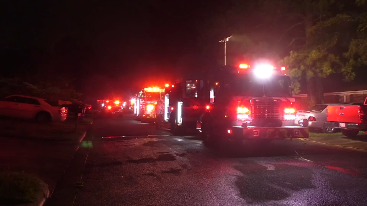 Woman dies in Smithfield duplex fire; 2 others displaced: Officials