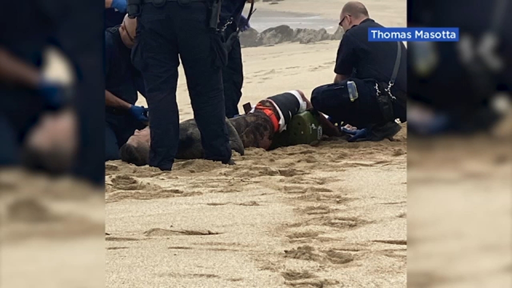 Video shows beach shortly after shark attack along San Mateo Co. coast