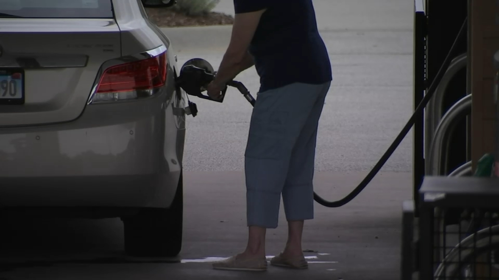 Gas Prices Are High And Likely To Stay That Way Abc7 Chicago