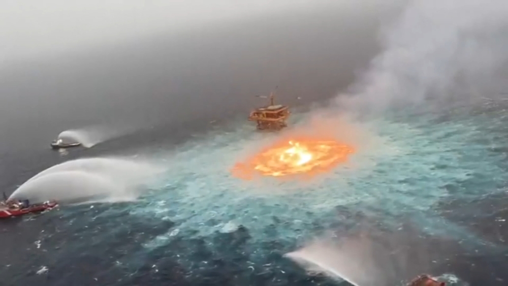 Video shows fire in Gulf of Mexico after gas pipeline rupture