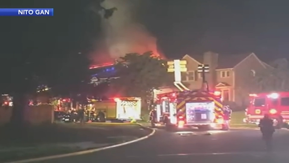 Volunteer firefighter dies battling Wynnewood, Pa. fire