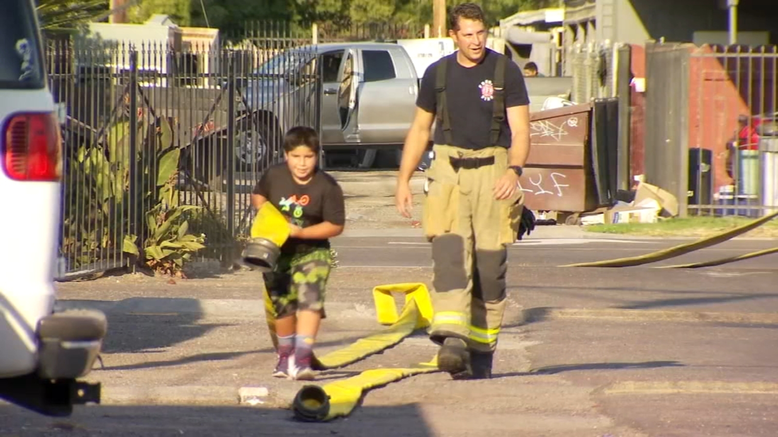 9 Year Old Boy Steps In And Helps Fresno Firefighters Abc30 Fresno