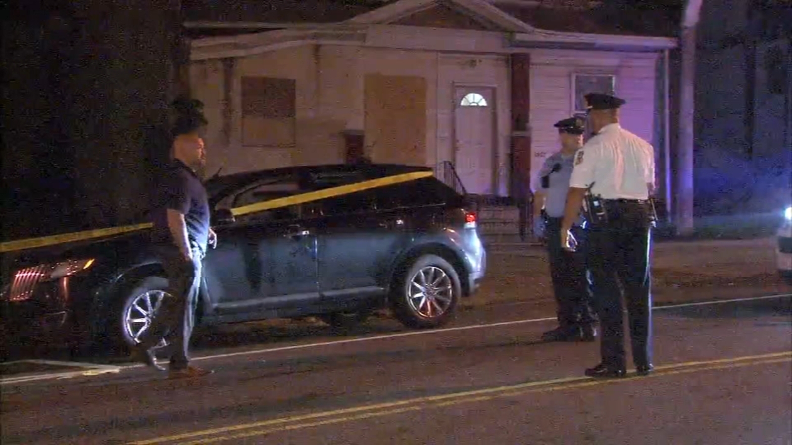 Philadelphia Lyft Driver Waiting For Next Job Shot During Robbery In Germantown Police 6abc Philadelphia