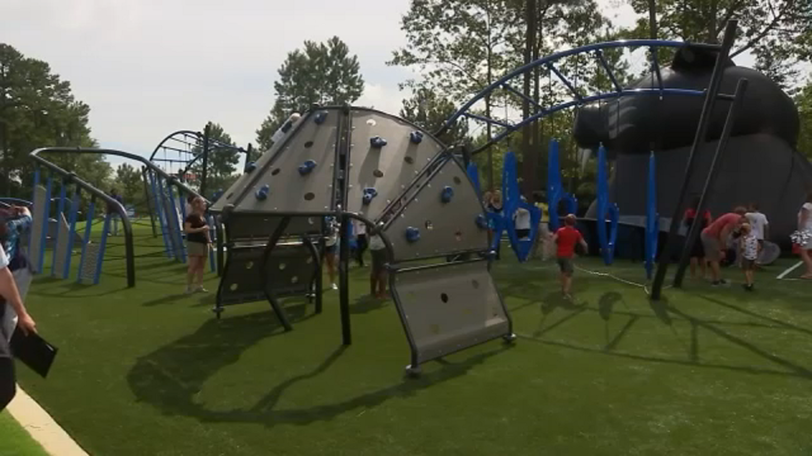 Carolina Panthers Play 60 Challenge Course opens at Barwell Road Park