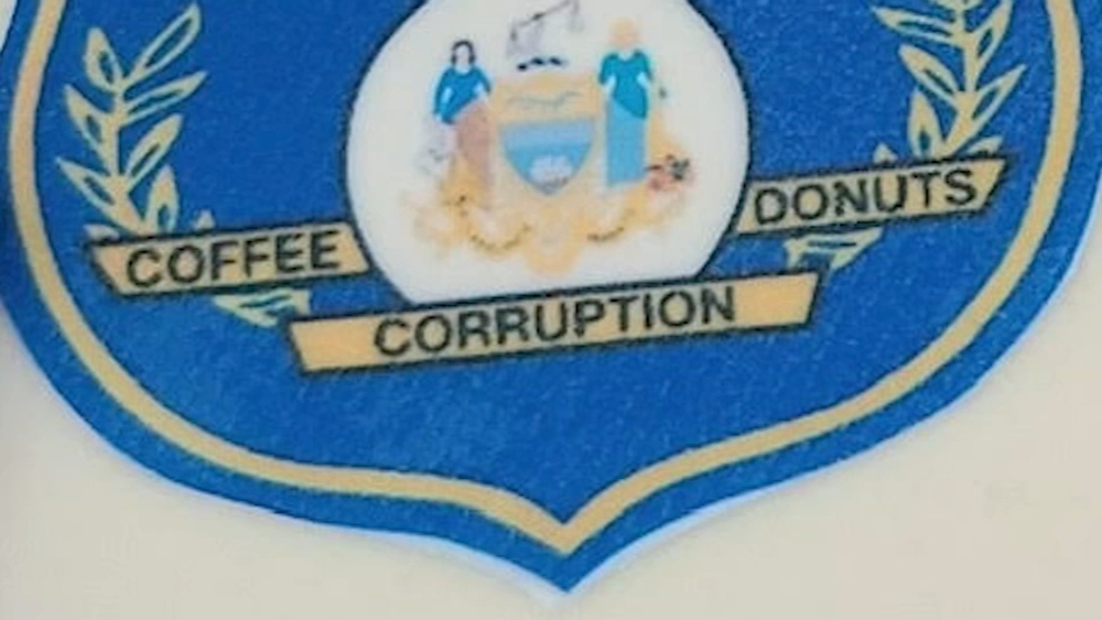 Bakery apologizing after image mocking Philly police ends up on cake